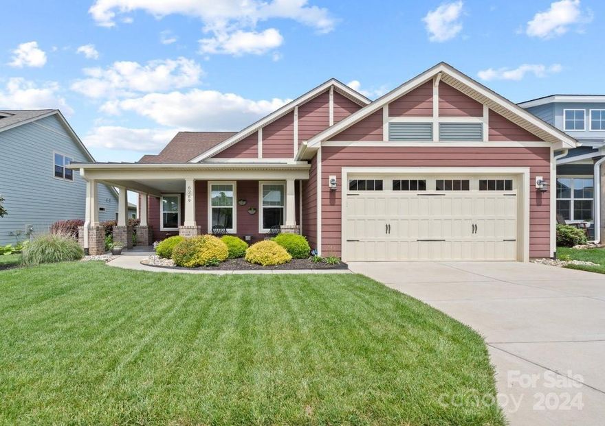 Captivate Loft plan has amazing unobstructed  long range sunset views. Front wrap around tiled porch & rear screened lanai w/FP & electric sunshades, expanded patio w/built in grill station, beverage center and bar area plus a synthetic turf fenced rear yard. Open concept living, 10 ft ceilings, 8 ft doors, dream kitchen features GE Monogram appliances, 6 burner gas cook top, wall oven, warming drawer, farm sink, decorative tile back splash, under cabinet lighting and island breakfast bar. Grand primary BR and en-suite bath with dual vanities walk in shower, rain maker shower head & custom closet. Home office, laundry room flex space w/sink & bar area, guest suite w/full private bath on main. Speaker system in great room, rear porch/patio and upper level. 2nd floor loft has 9ft ceilings, full bedroom and private bath plus excellent walk in storage, Extra deep 2-car garage. Whole house generator. Trilogy Membership includes Freedom Boat Club on Lake Norman plus award winning amenities