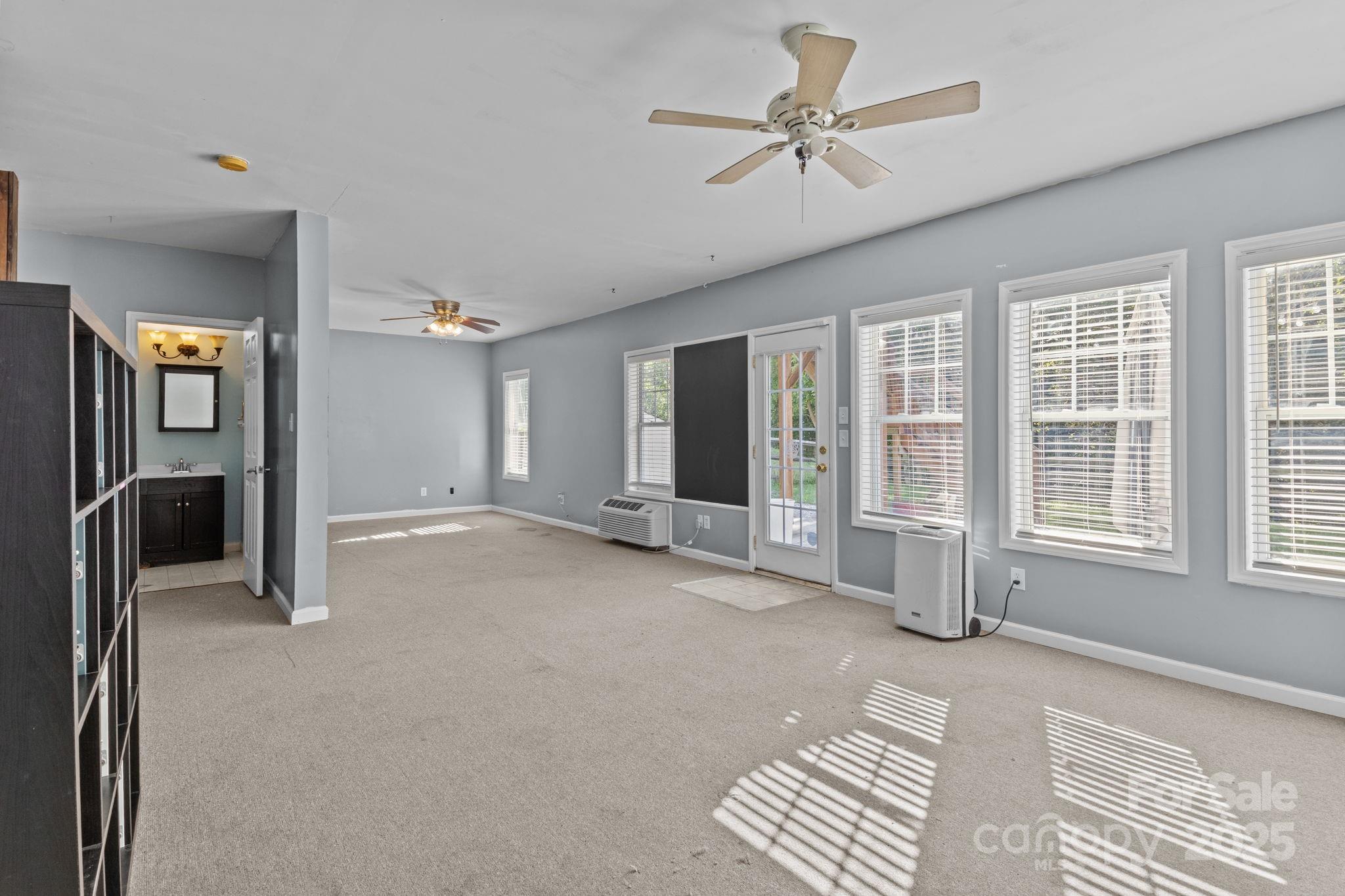 Highland Creek - Residential