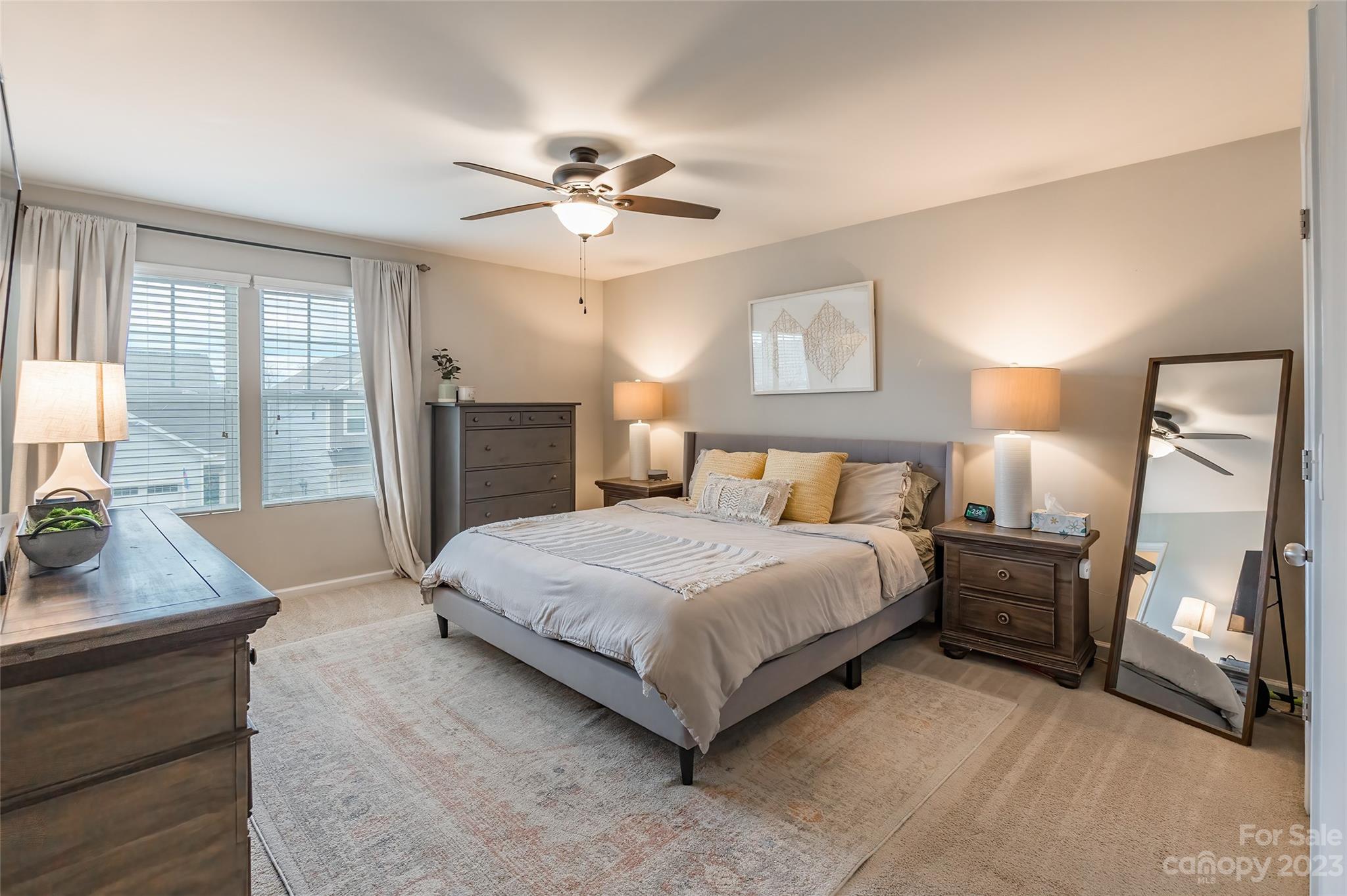 Newport Lakes - Residential