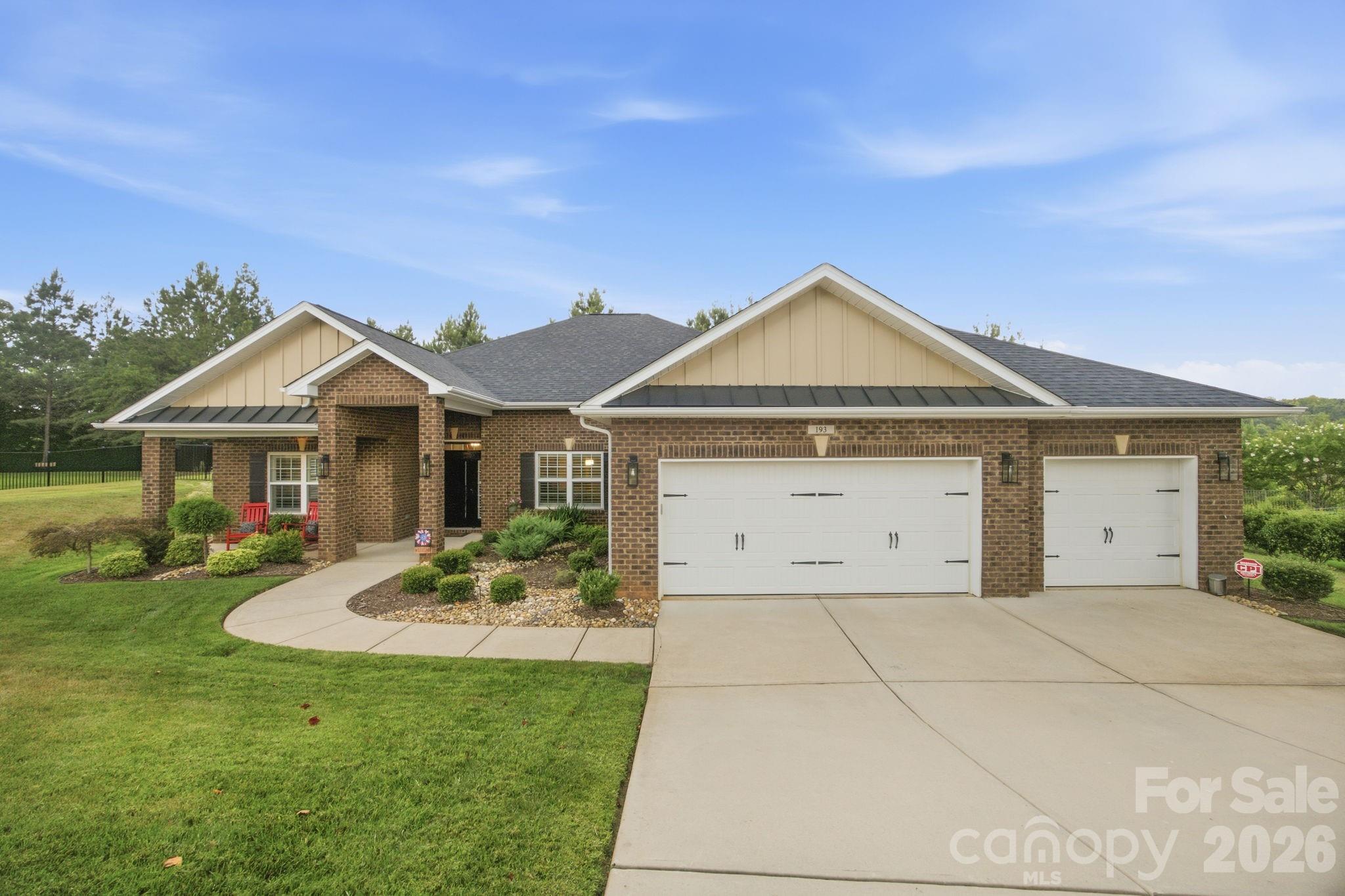 193 Hunters Hill Drive