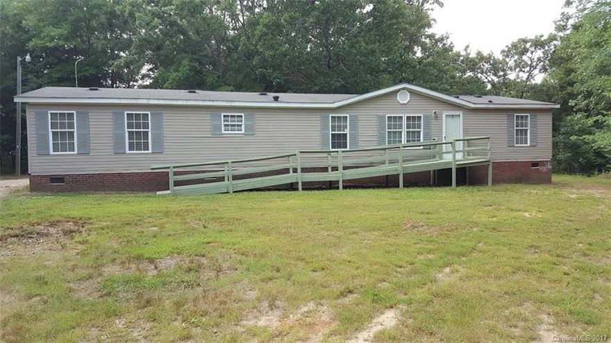 This is an excellent opportunity to enjoy country living within minutes of fort lawn city limits. Easy access to I77 and Lewisville schools. Very large, newly remodeled home with over an acre of land! Stainless steel appliances with fridge! Affordable and nice!!!