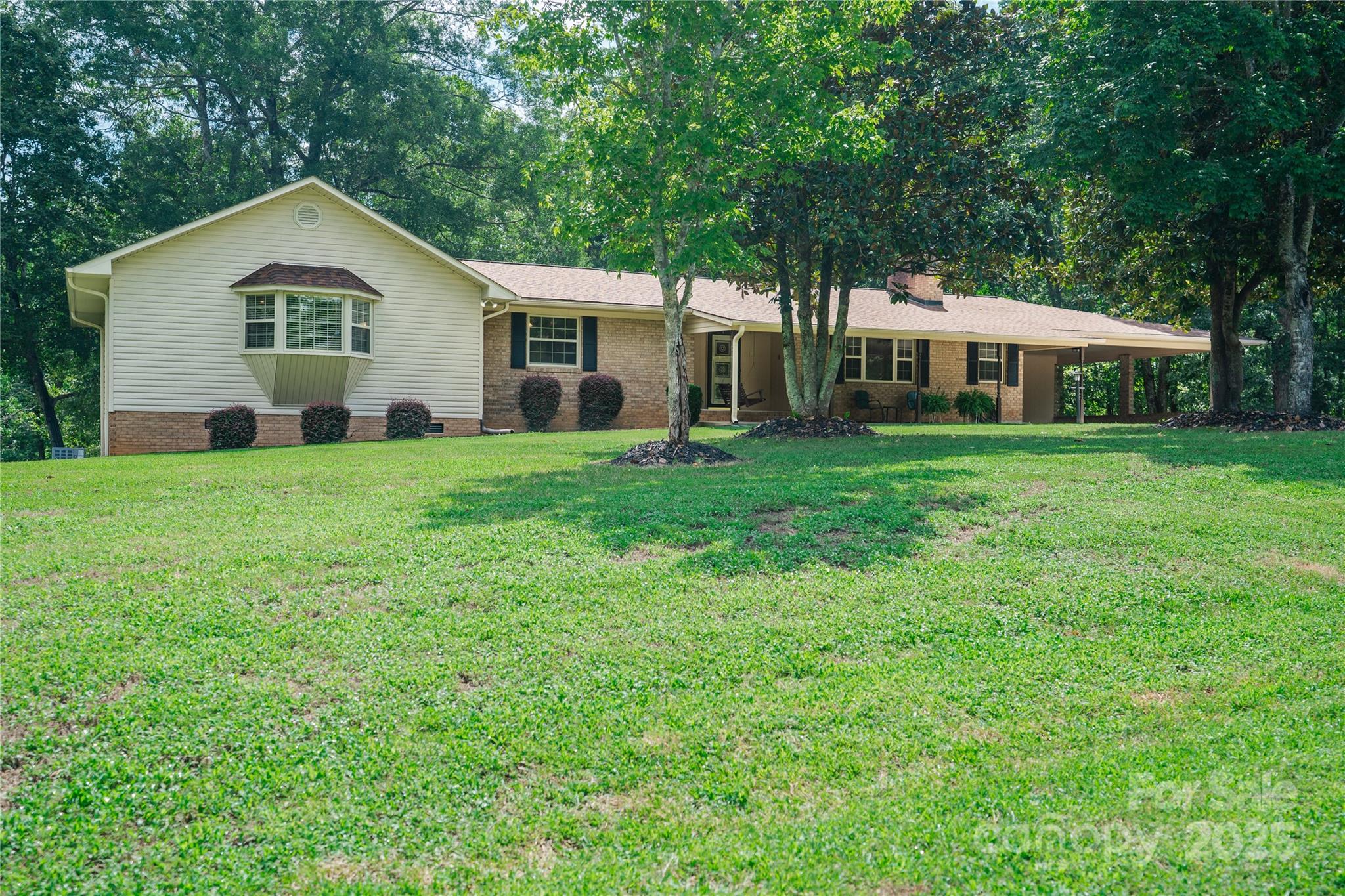5075 Lakeview Drive