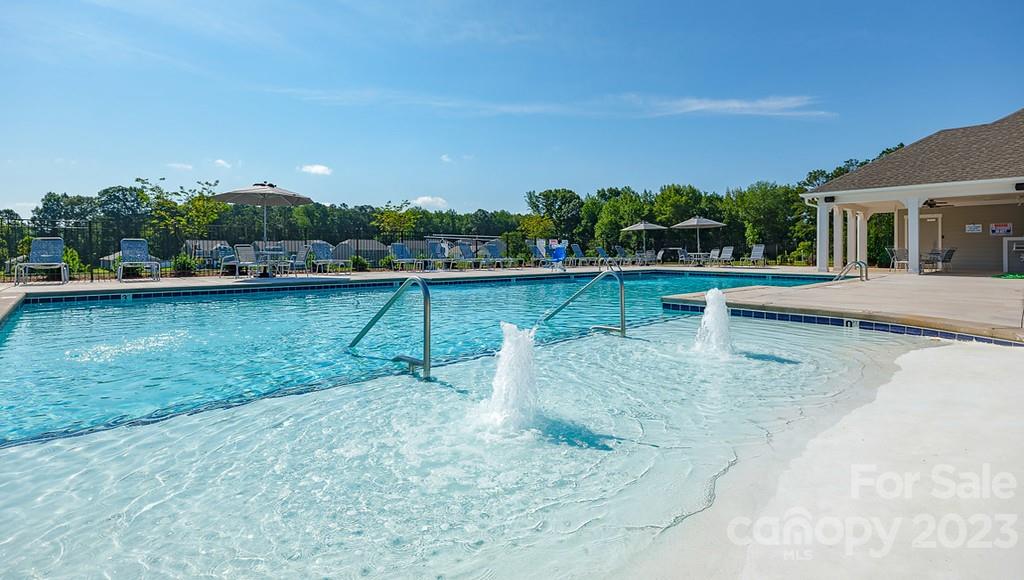 Crossroads - Residential