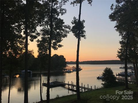 113 Angler Place Mooresville NC 28117