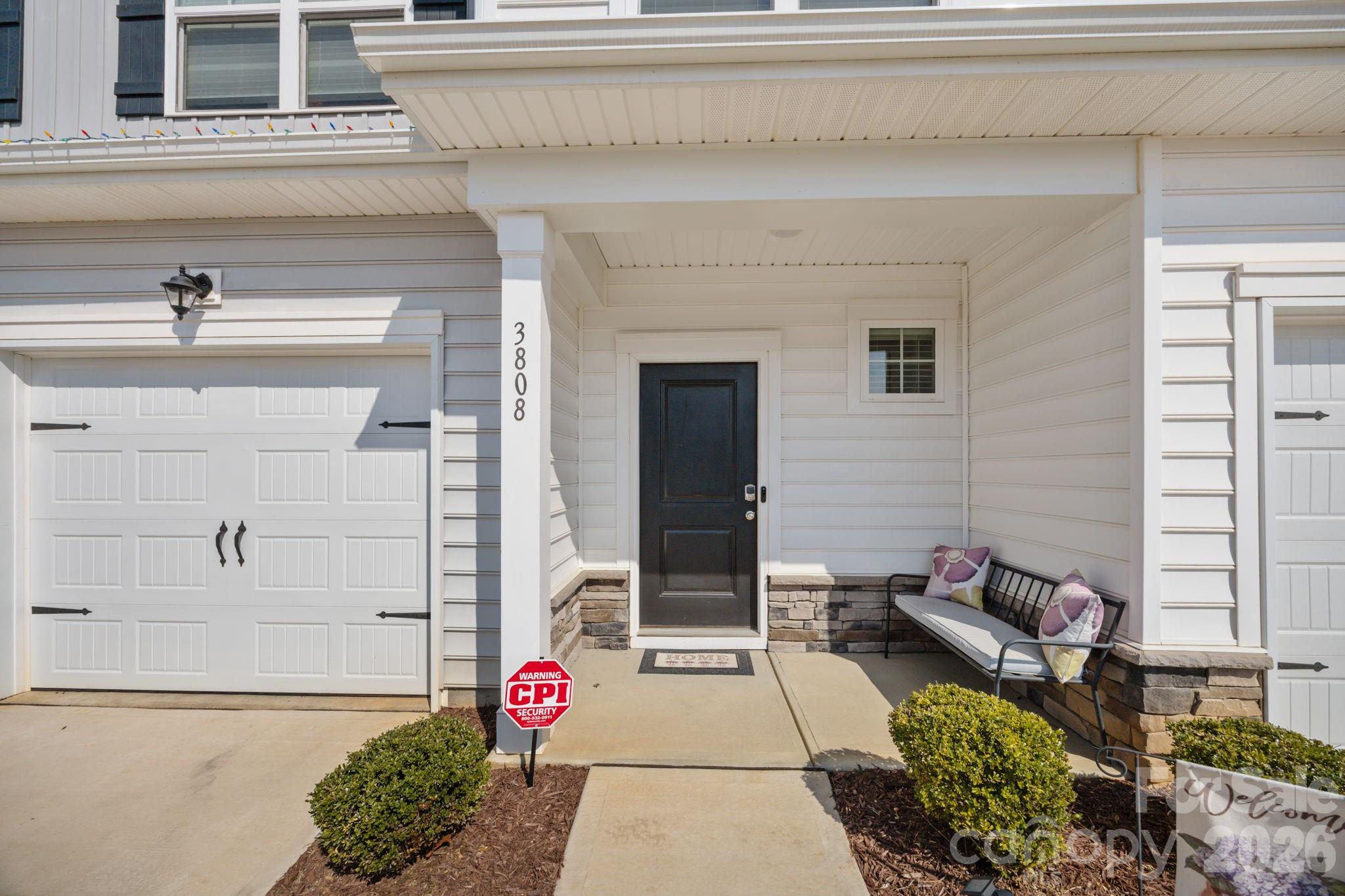 3808 Yorkshire Place