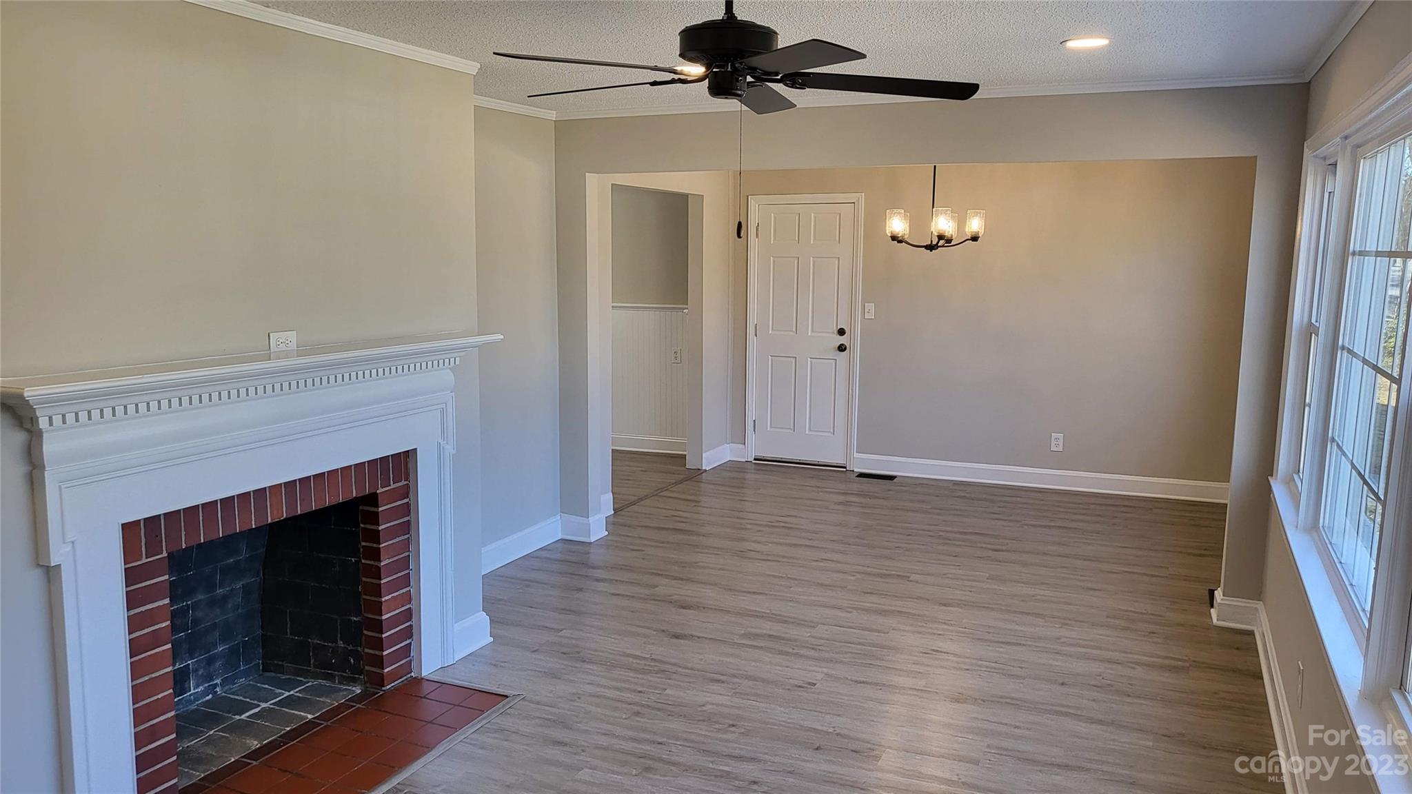 Sunny Hills - Residential