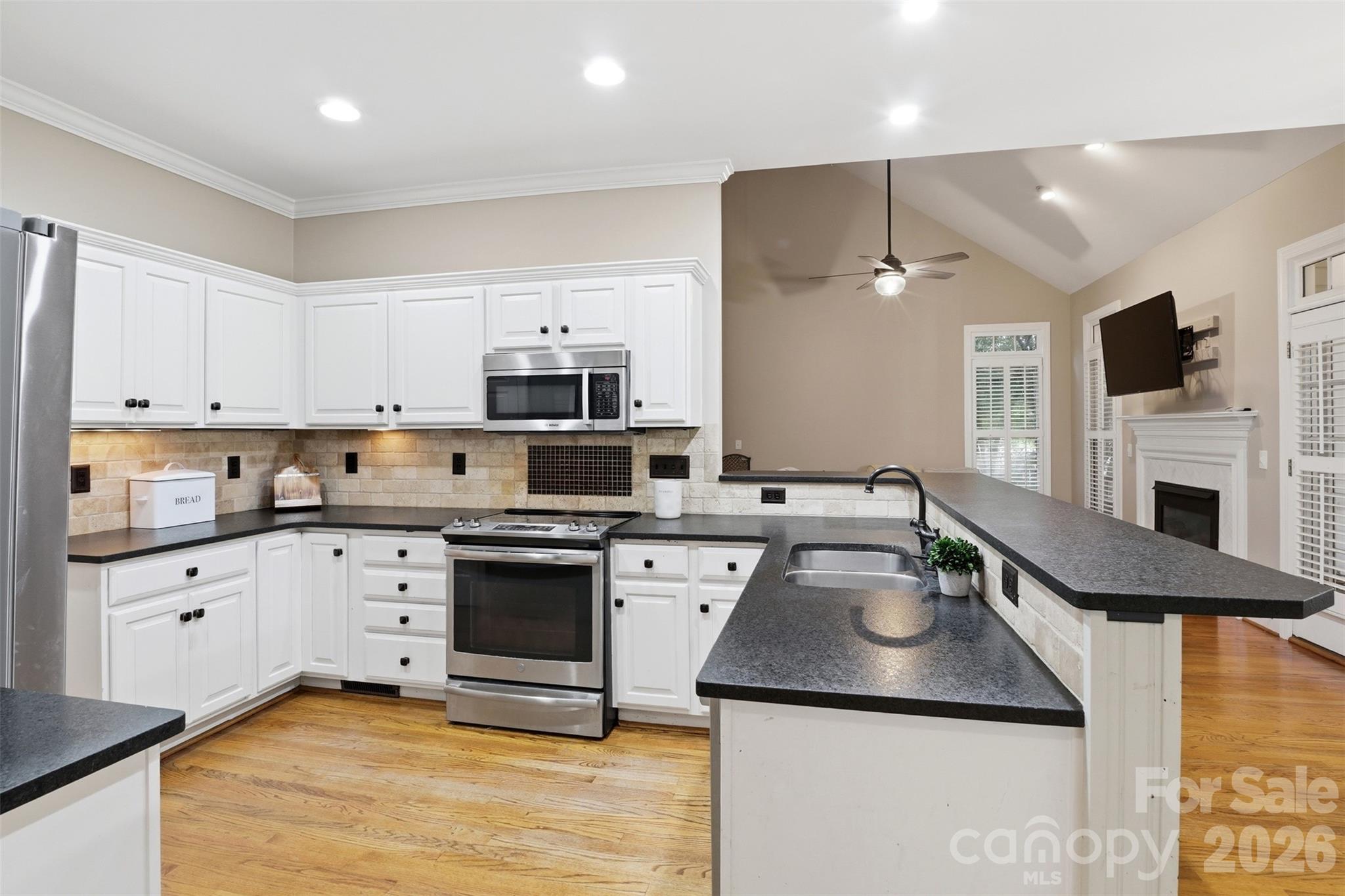 Beverly Crest - Residential