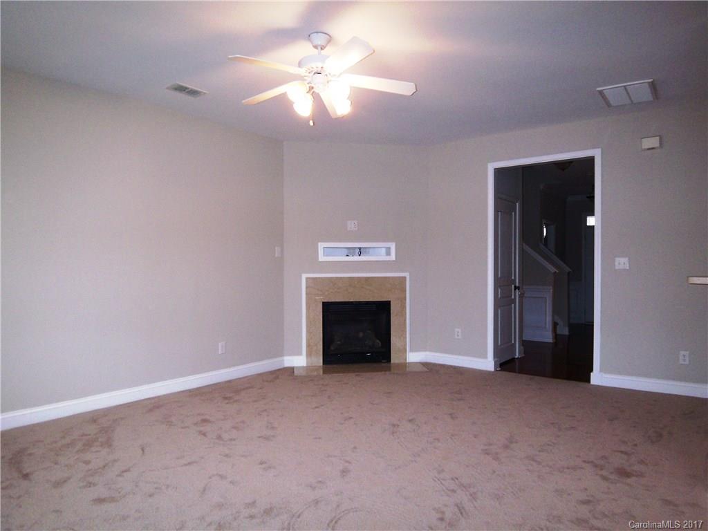 Oakhurst - Residential Lease