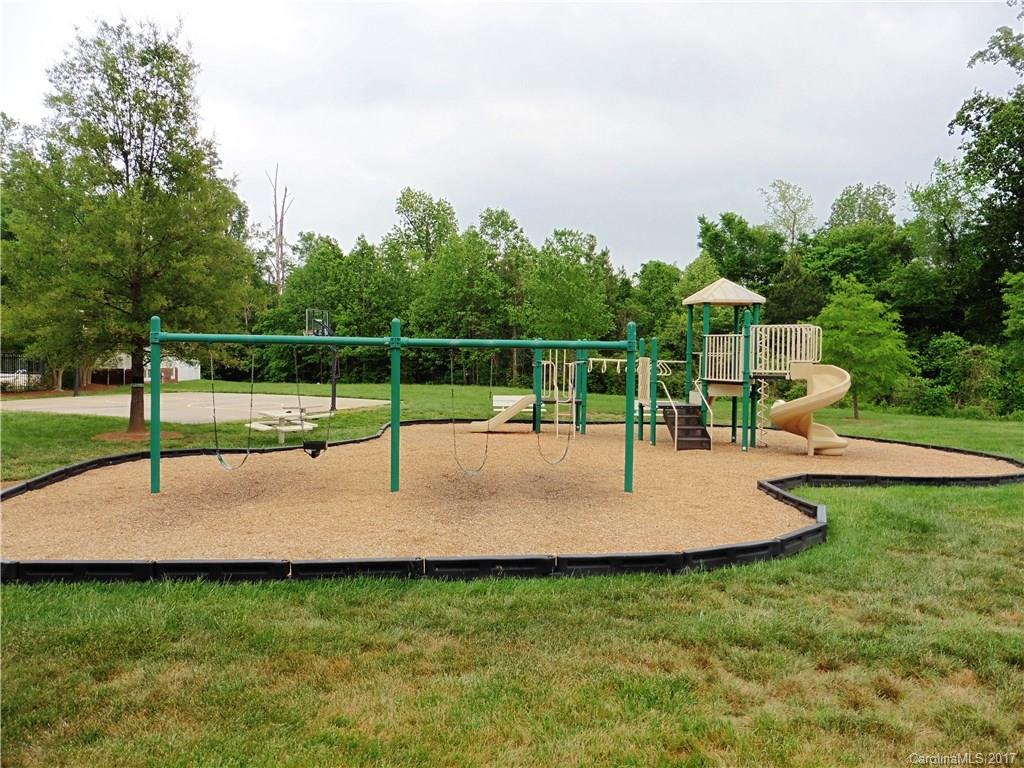 Oakhurst - Residential Lease