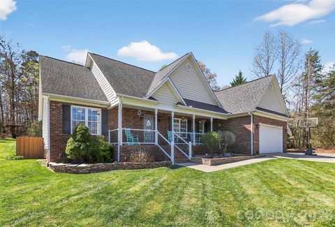 Photo of 4363 Dusty Ridge Court, Denver, NC 28037 (MLS # 4361524)