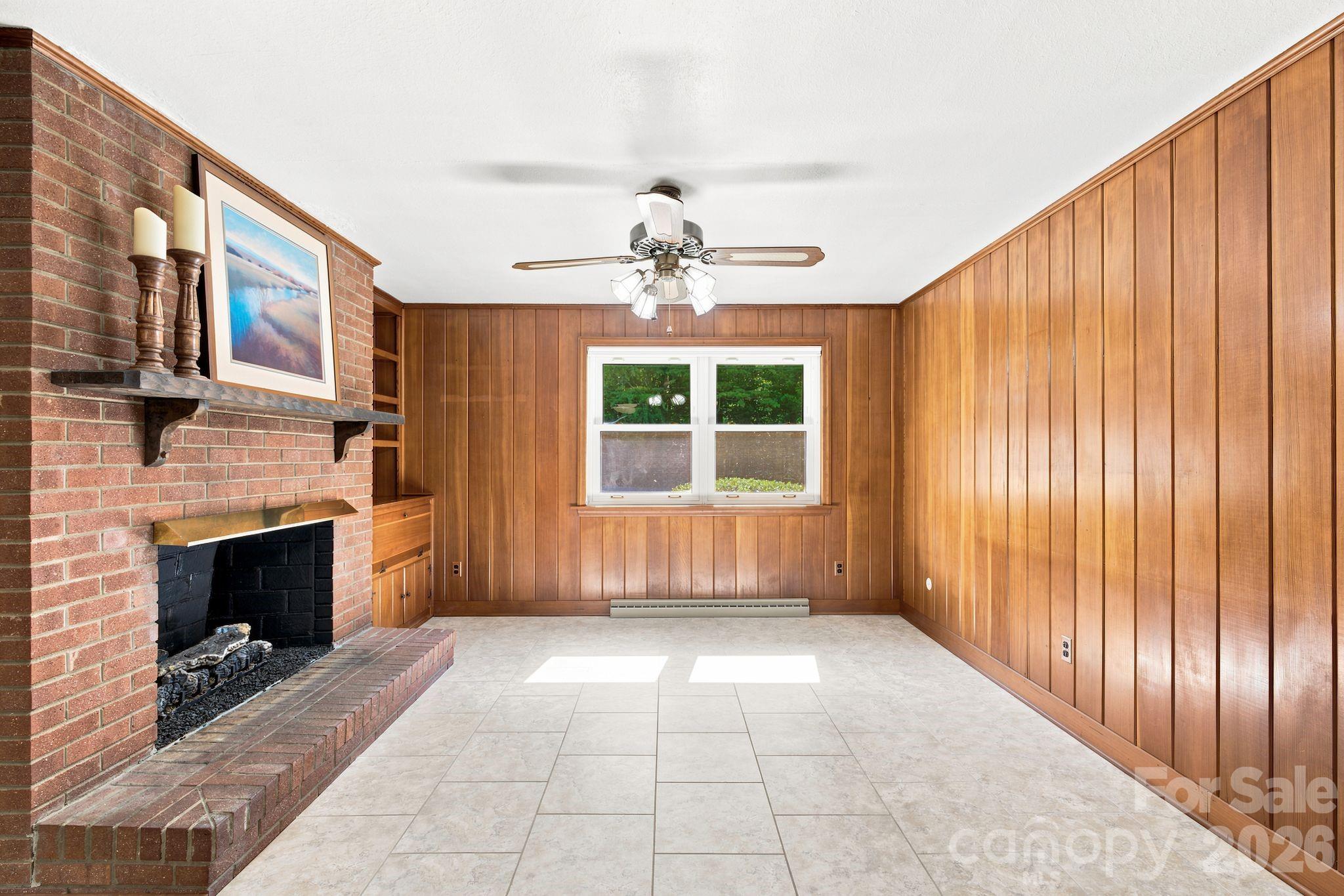 469 Sunset Drive