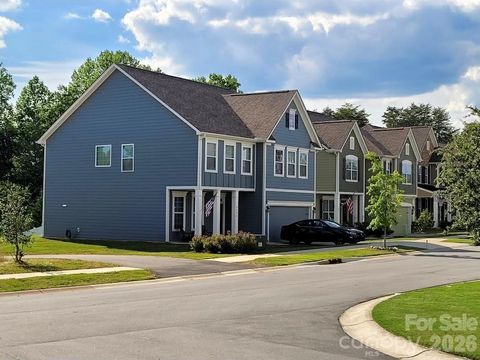 3896 Lake Breeze Drive Sherrills Ford NC 28673