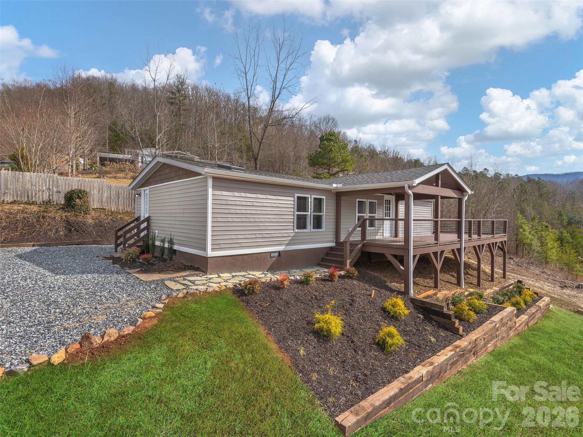 Locust Knoll - Residential