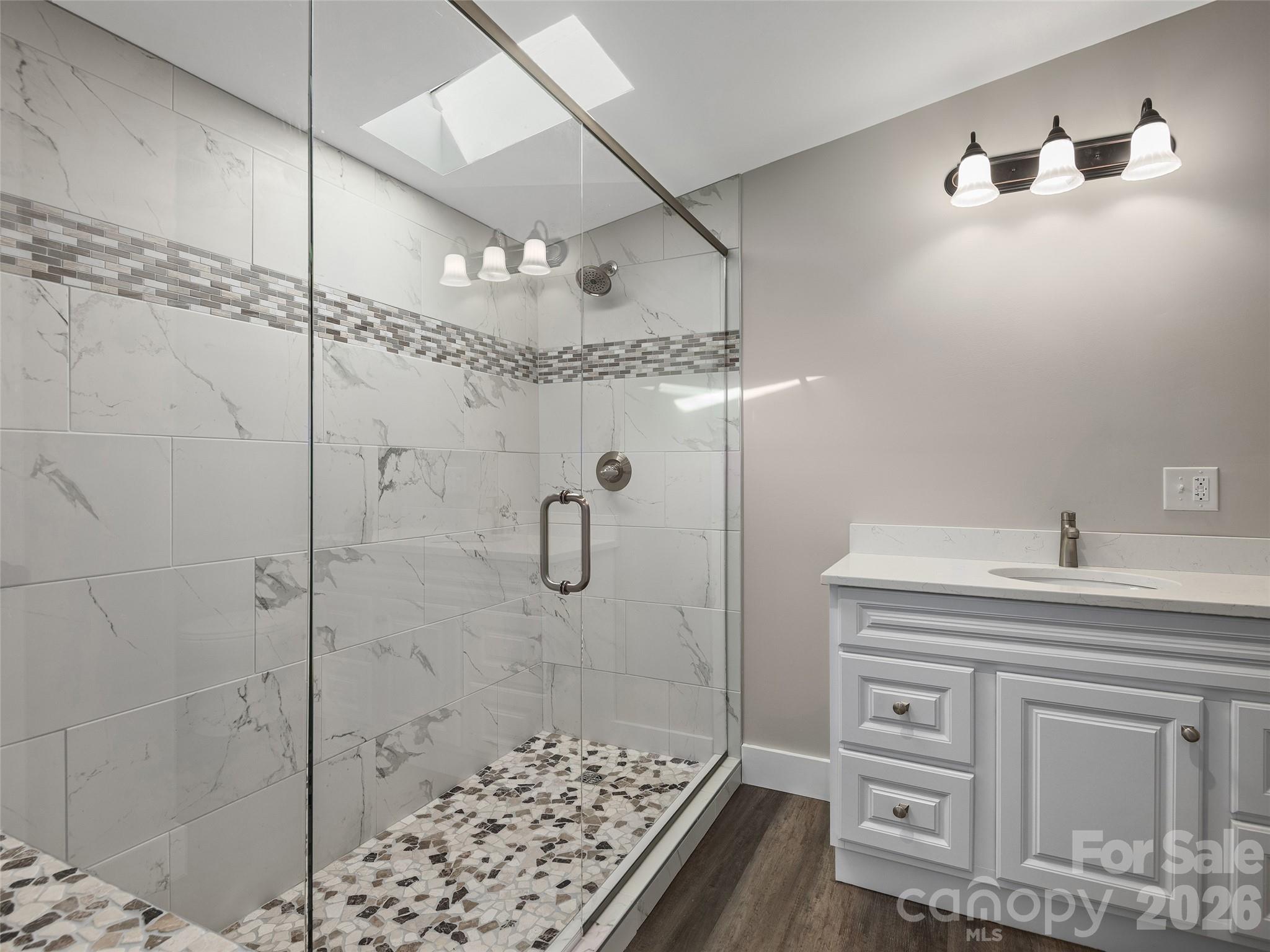 Locust Knoll - Residential