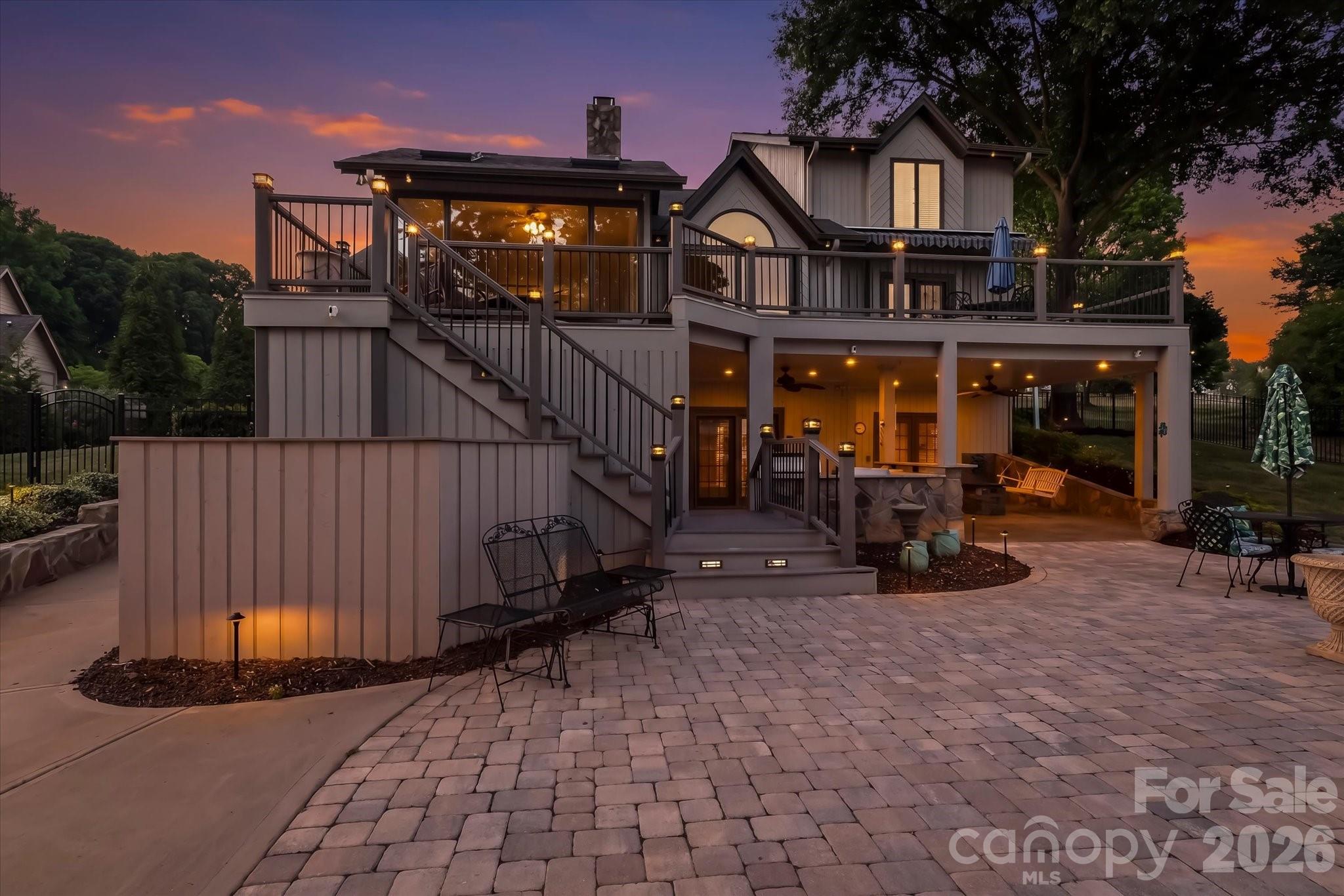 Woodland Hills - Residential