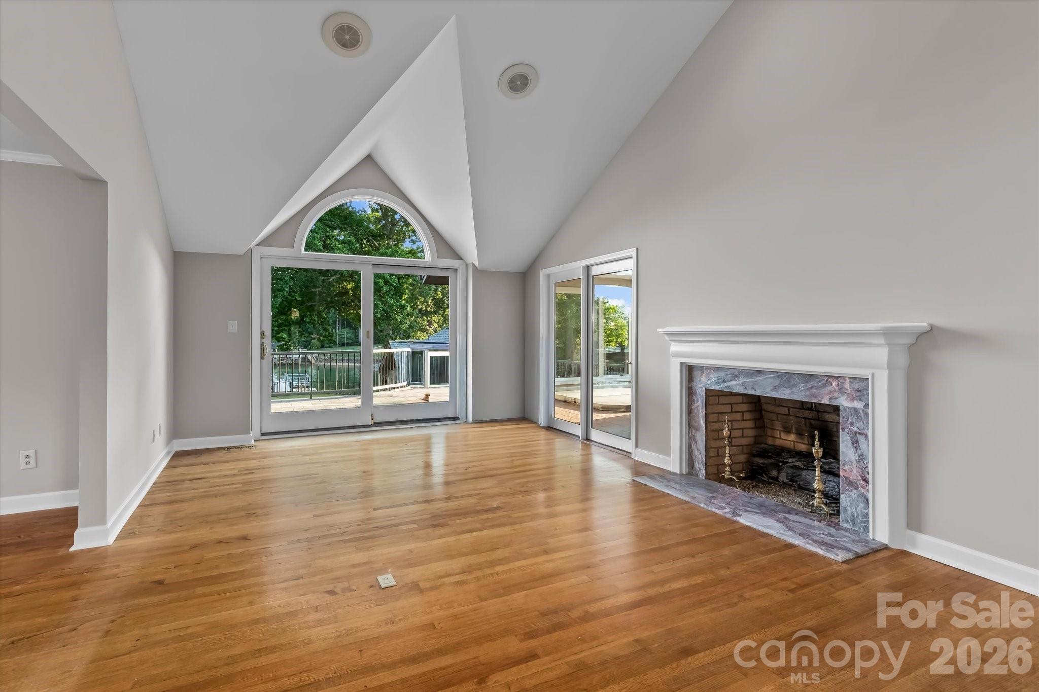 Woodland Hills - Residential