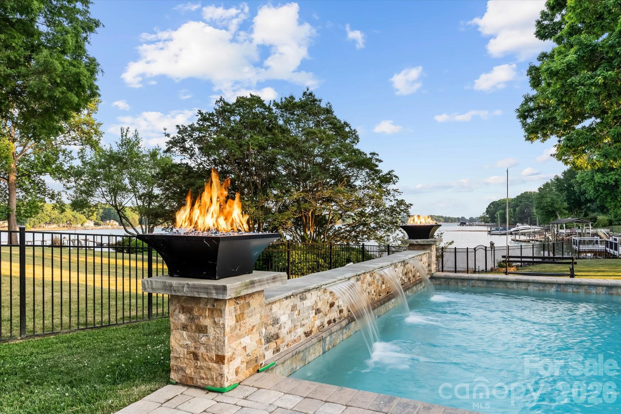 Woodland Hills - Residential