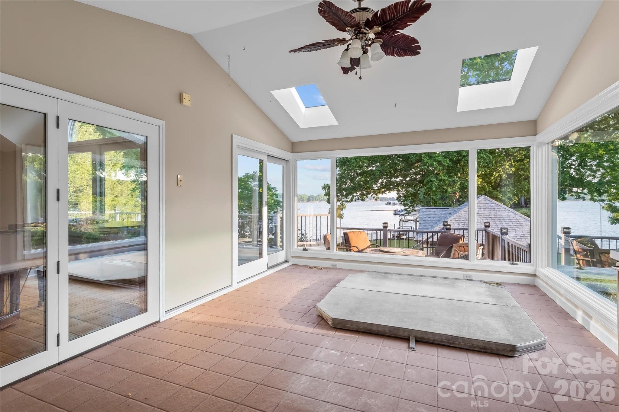 Woodland Hills - Residential