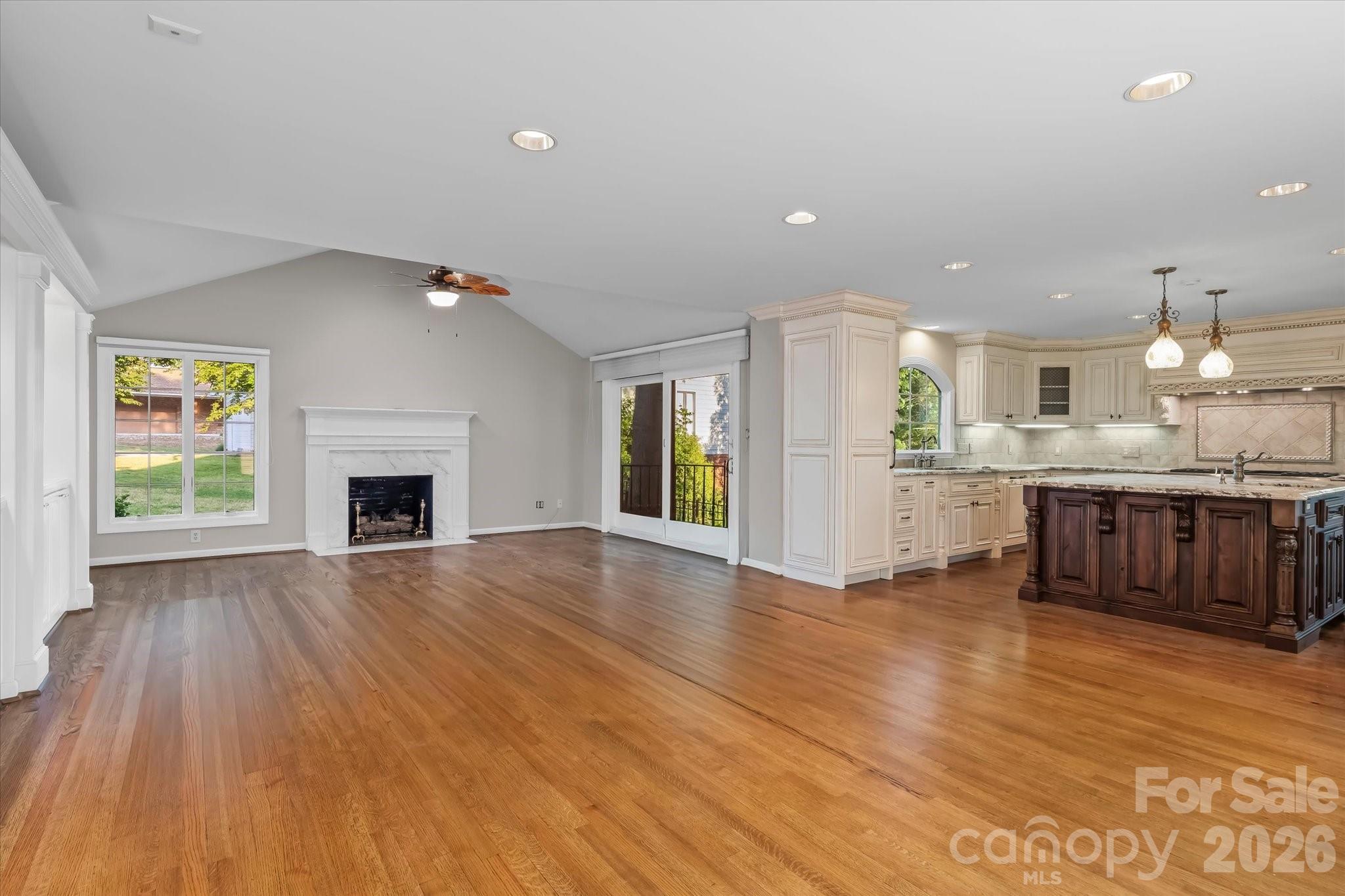 Woodland Hills - Residential