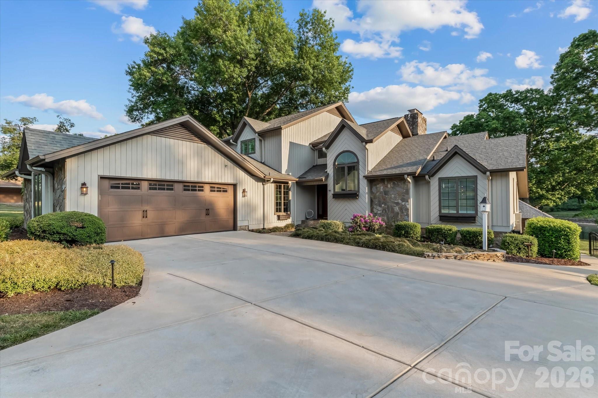 Woodland Hills - Residential