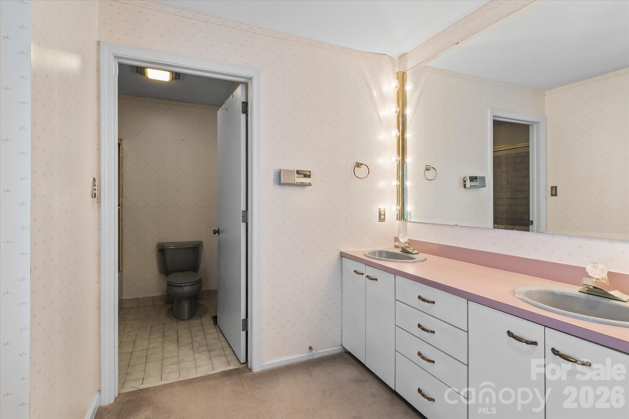 Woodland Hills - Residential