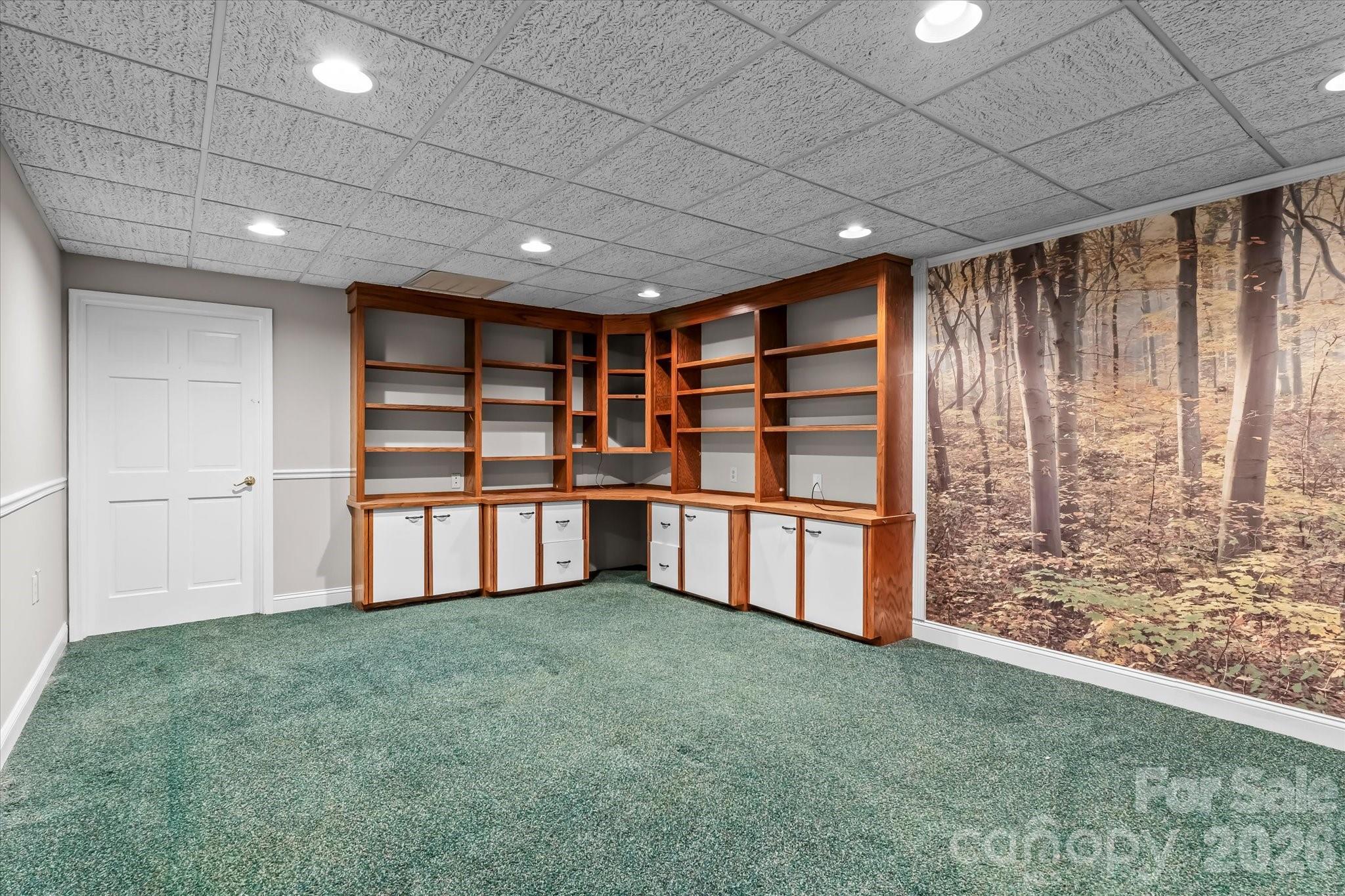 Woodland Hills - Residential
