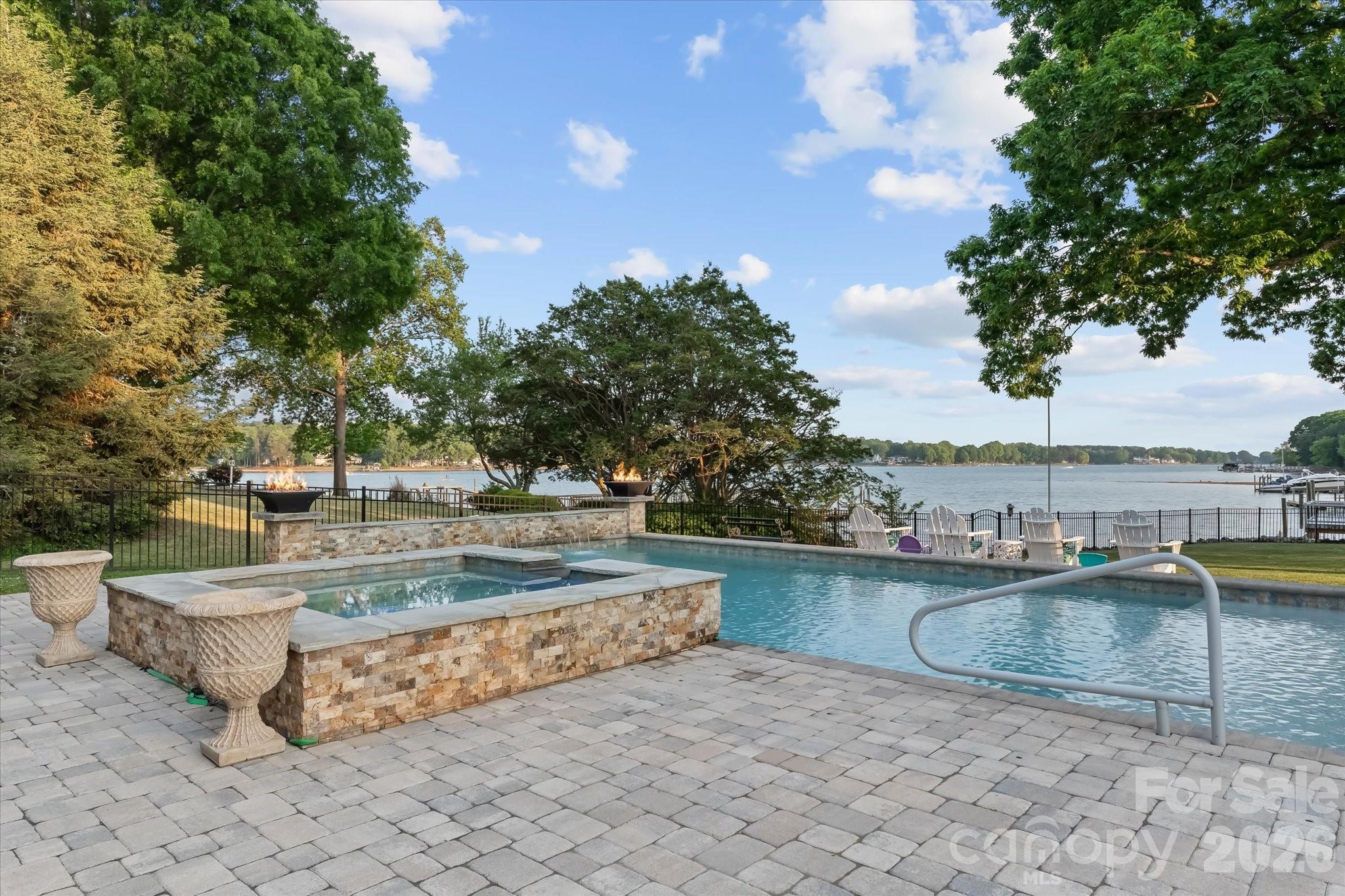 Woodland Hills - Residential