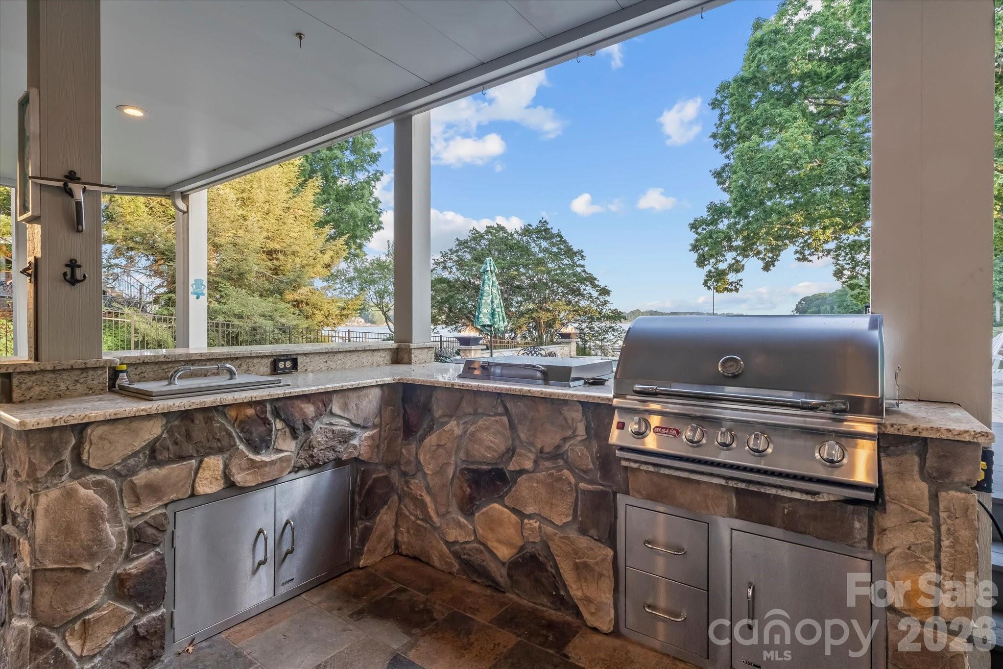 Woodland Hills - Residential