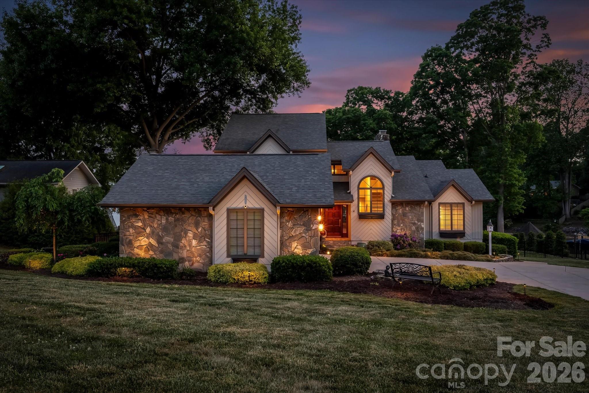 Woodland Hills - Residential