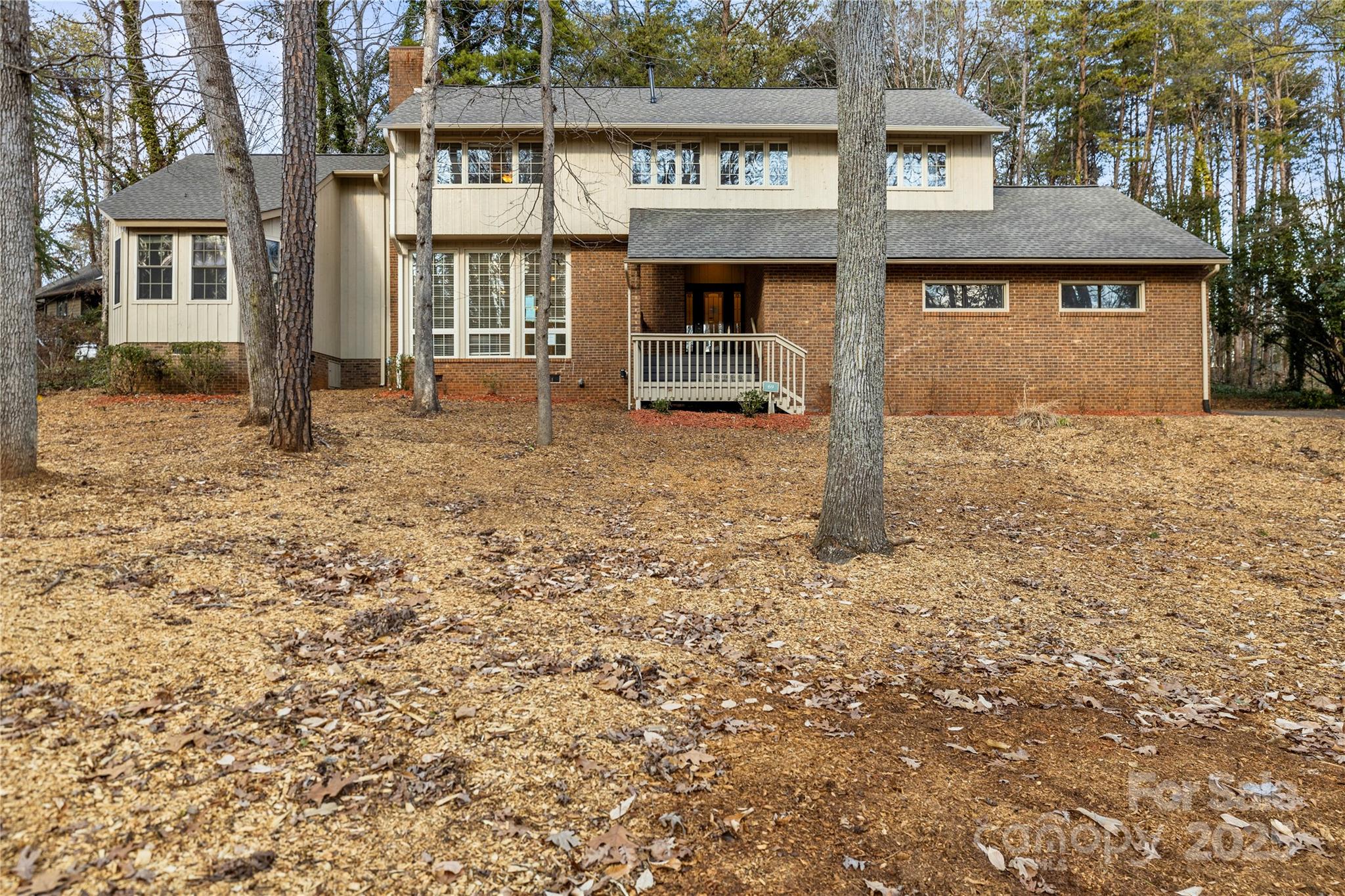 River hills - Residential