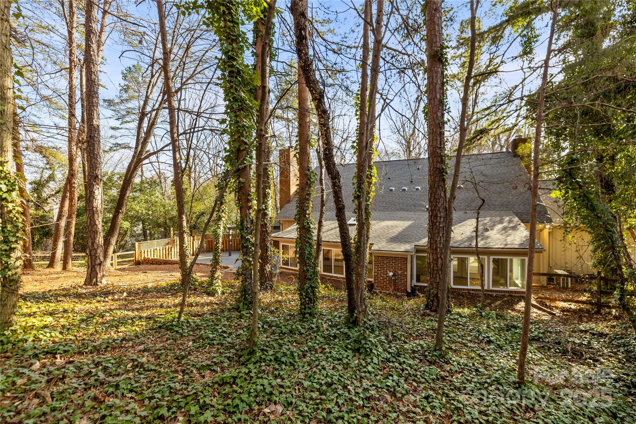 River hills - Residential