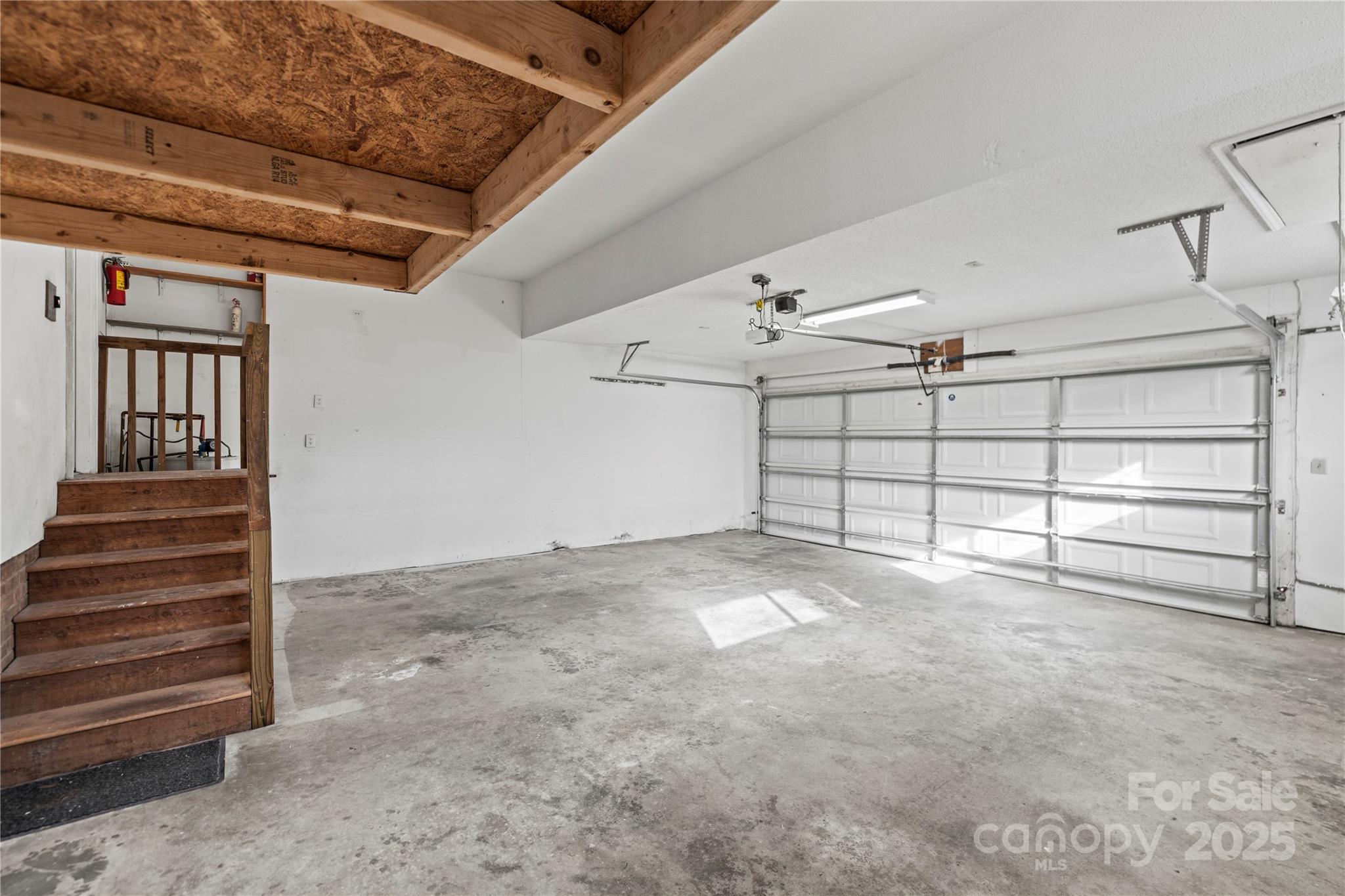 River hills - Residential