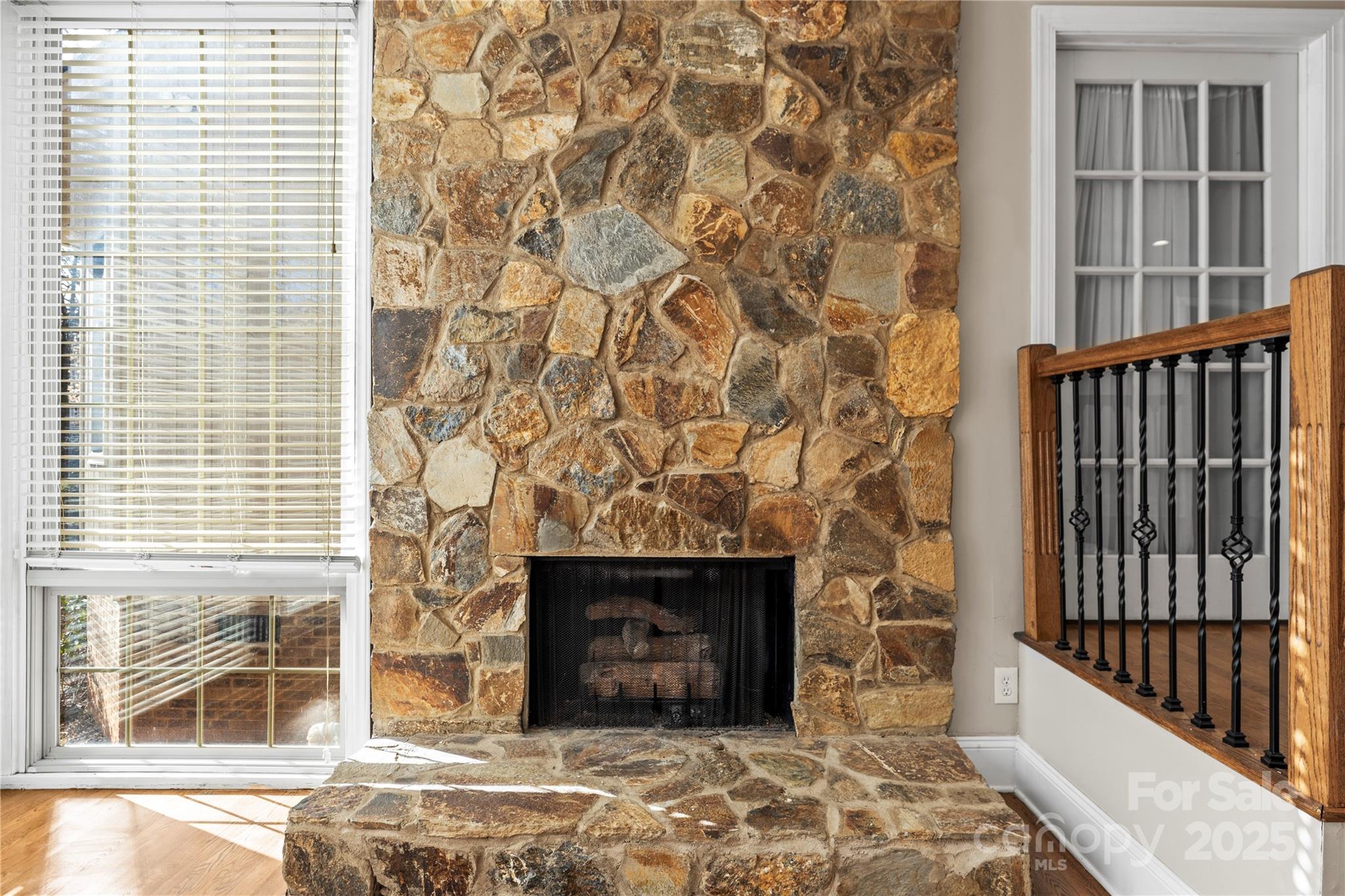 River hills - Residential