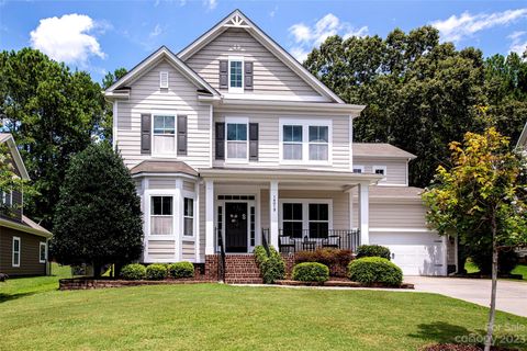 Photo of 14019 Grand Traverse Drive, Charlotte, NC 28278 (MLS # 4050515)