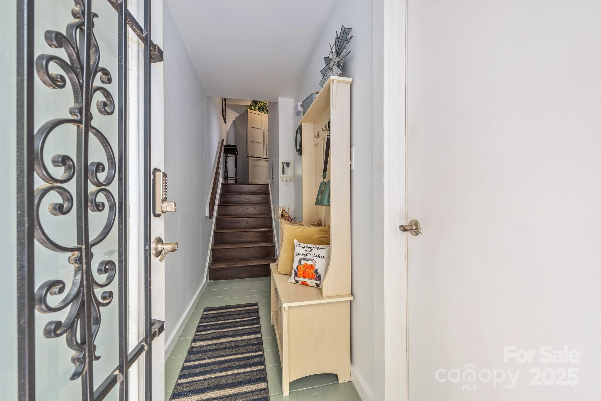 415 W 7th Street F