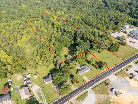 1670 LYNWOOD DR, LANCASTER, SC 29720 - Image 0d198fd5590b8ae84d1c8ed52c2e4a93/1378237227