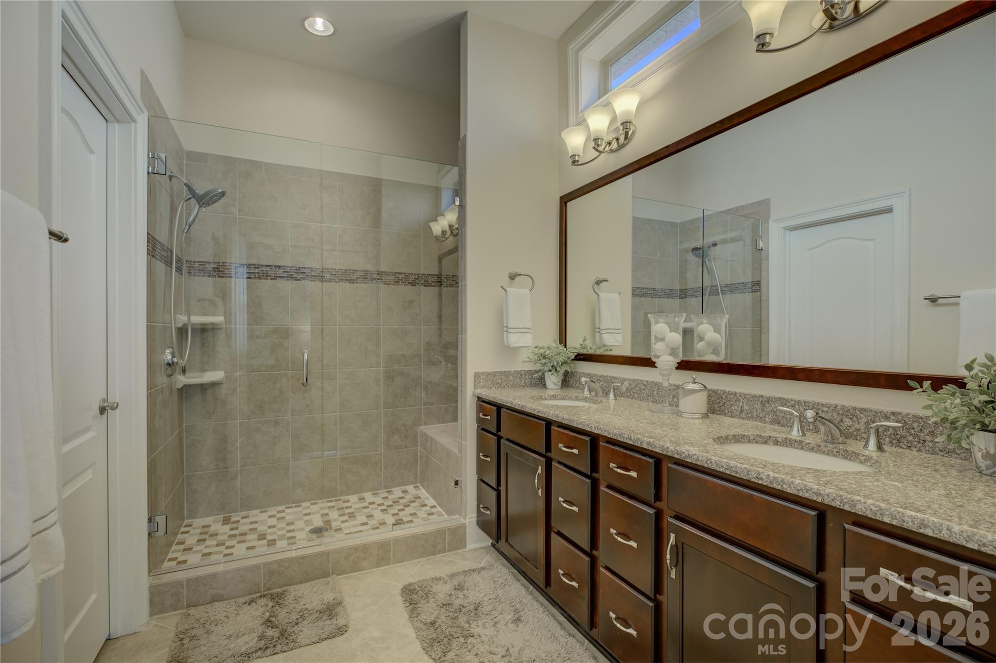 Regency at Palisades - Residential