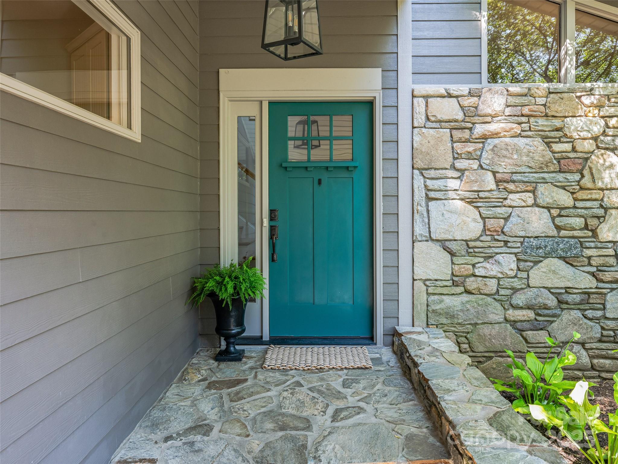 4 Amelia Court