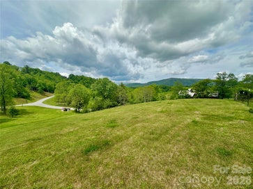 #203 Thunderhill Trail 203 Blowing Rock NC 28605