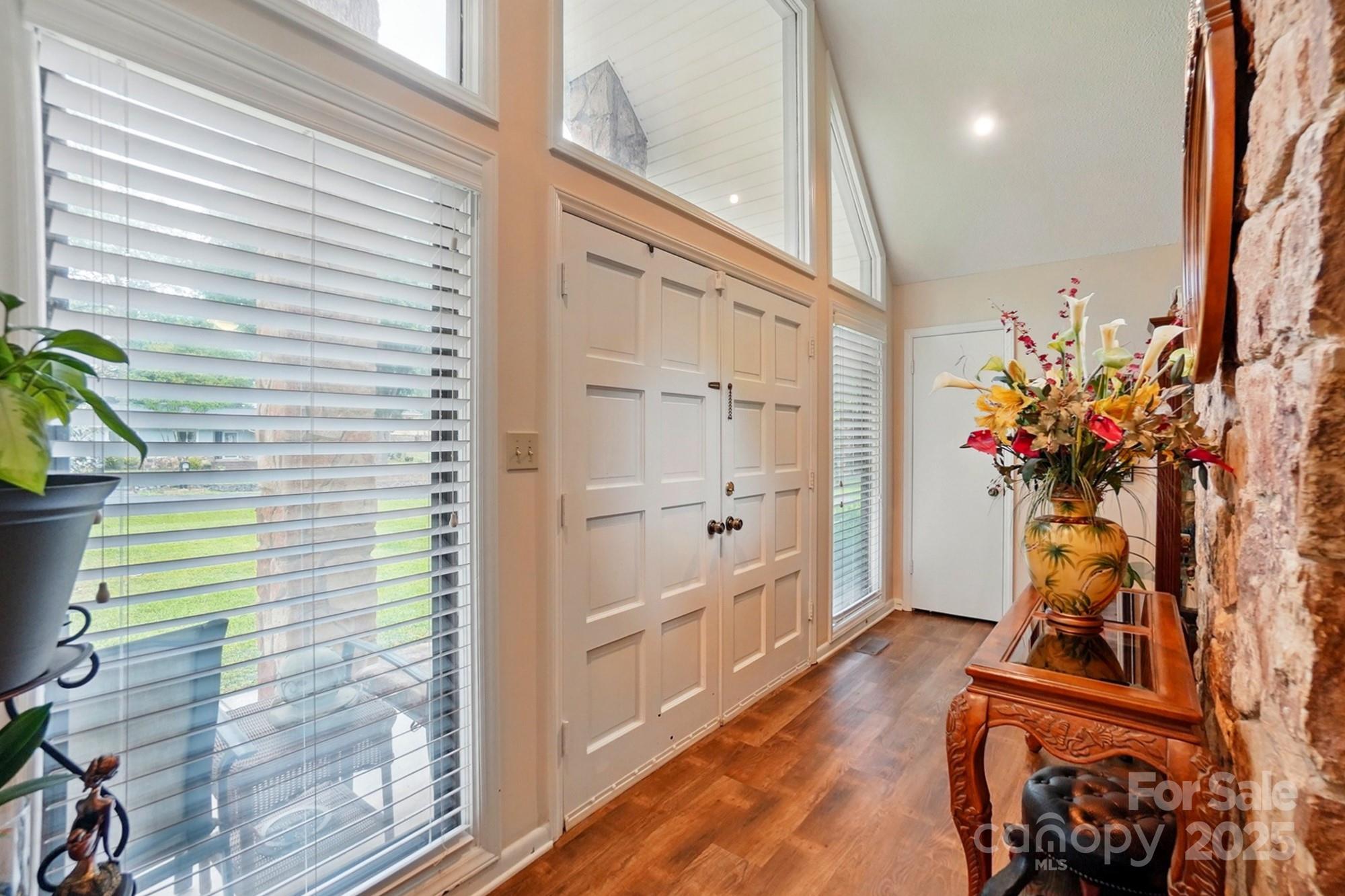 116 Pelham Lane