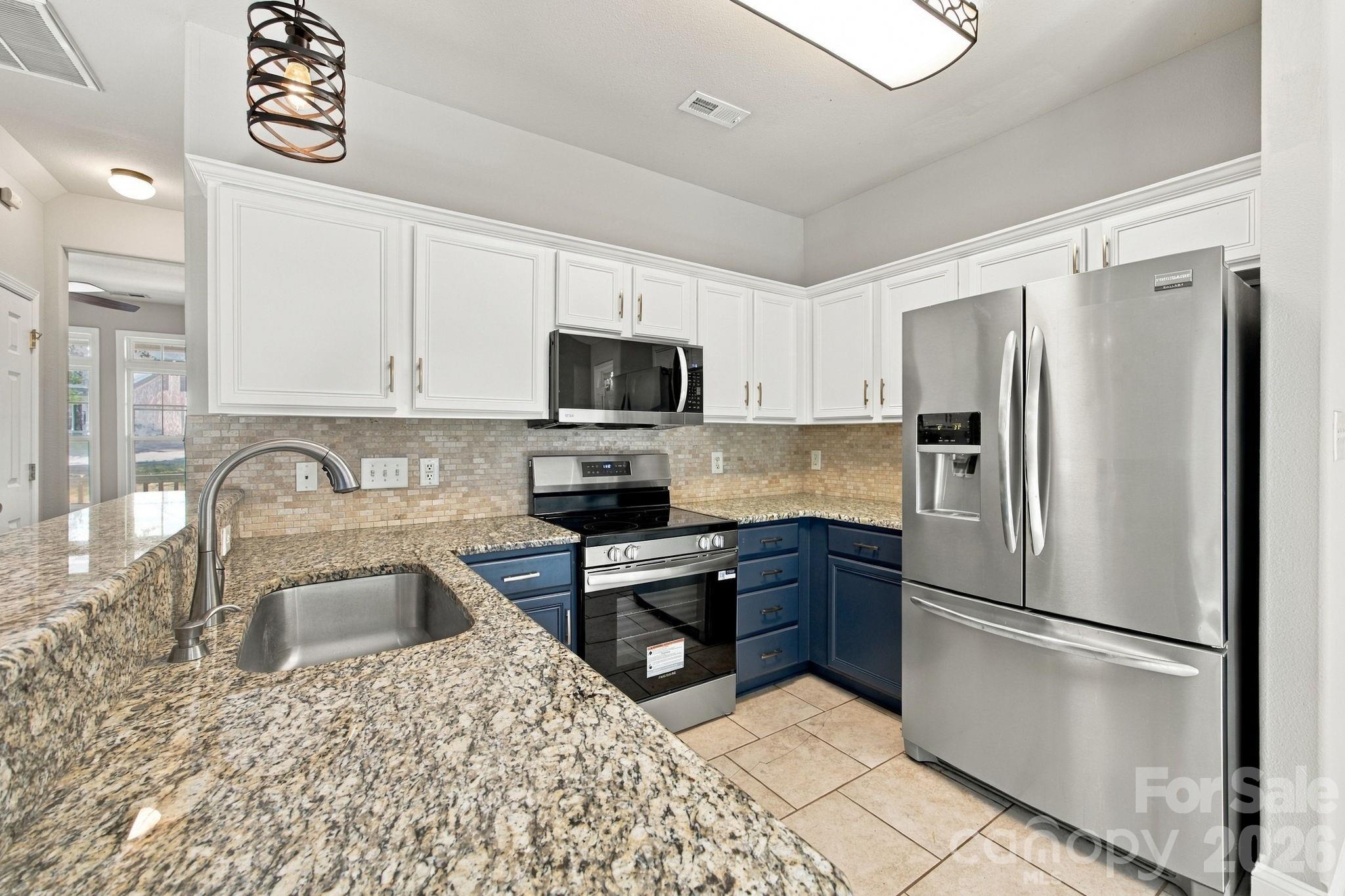 1513 Bucklebury Court