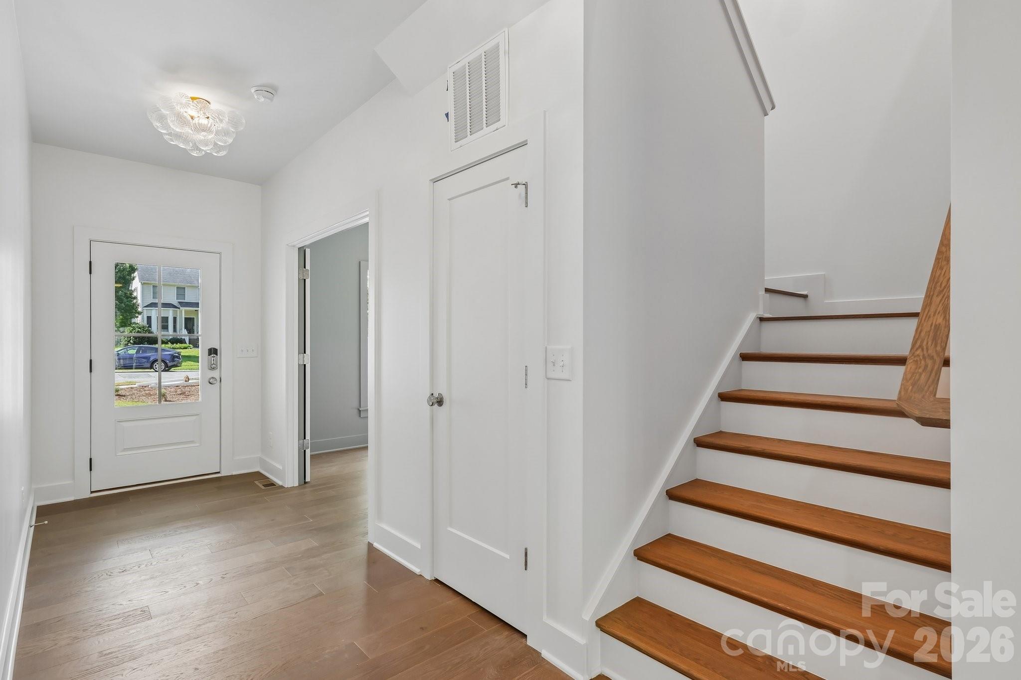 2311 Chateau Court
