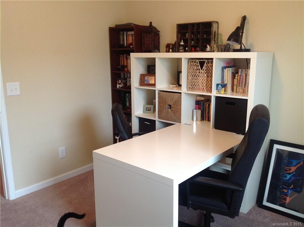 Makayla at Huntington - Residential