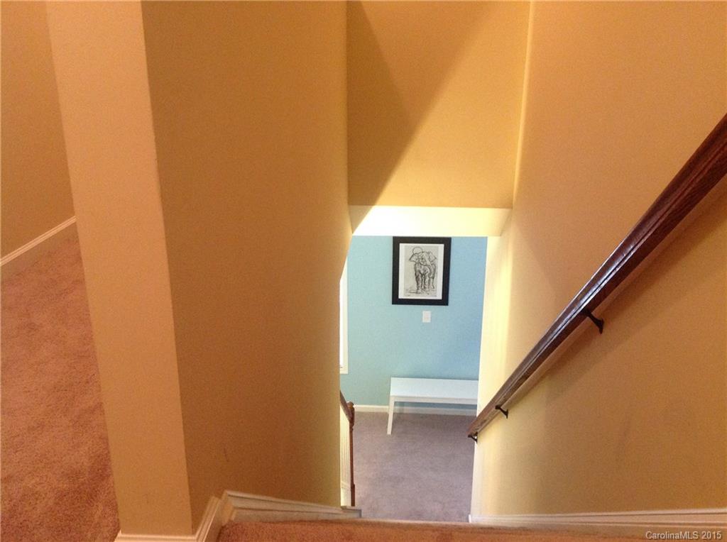 Makayla at Huntington - Residential