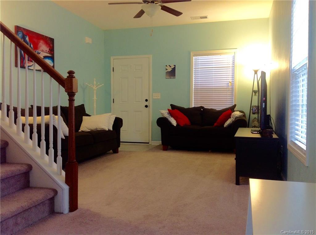 Makayla at Huntington - Residential