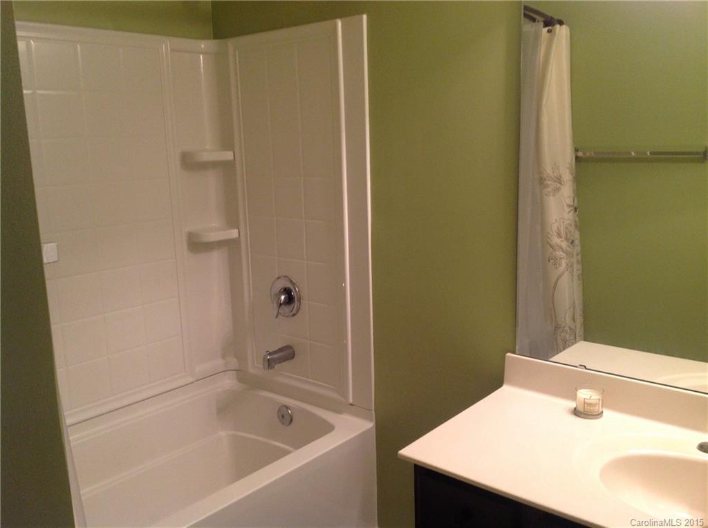 Makayla at Huntington - Residential