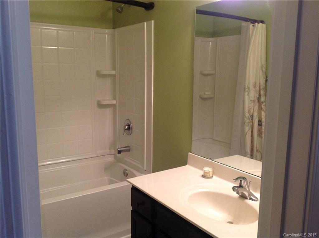 Makayla at Huntington - Residential