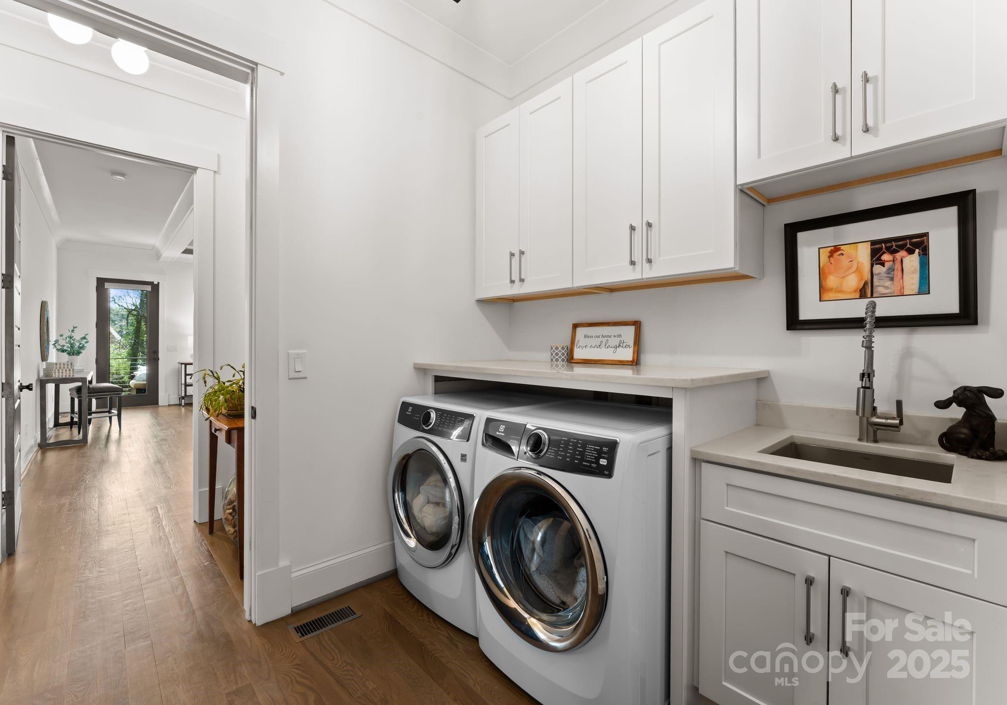 Lansdowne - Residential