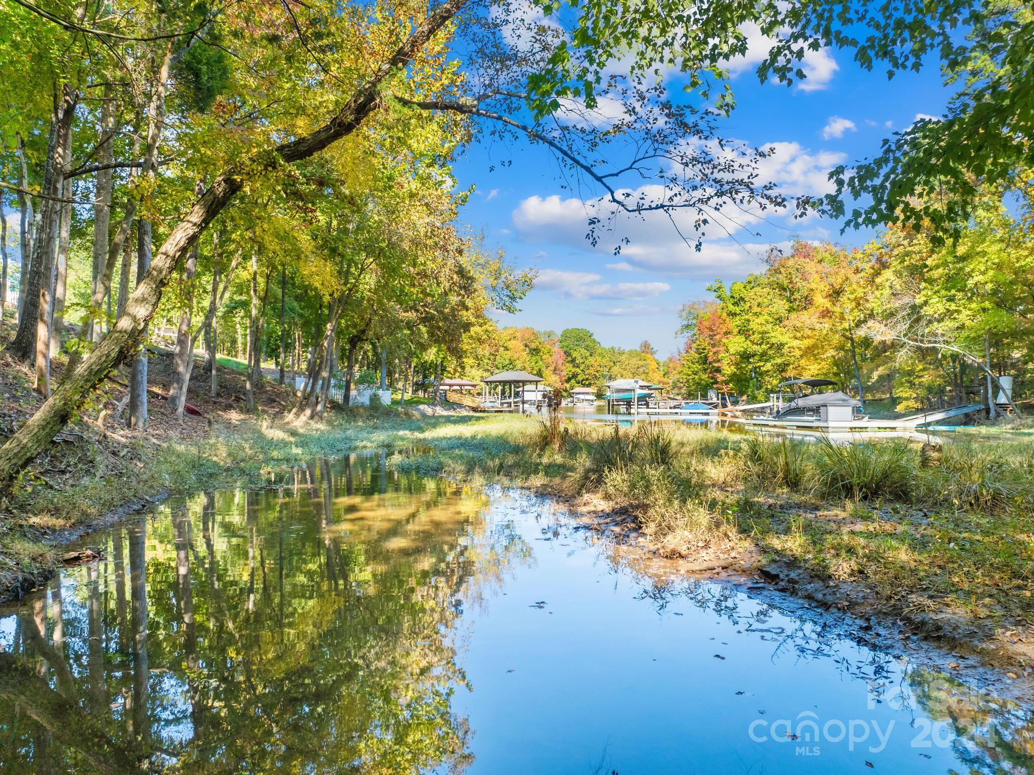 Somerset At Autumn Cove - Residential