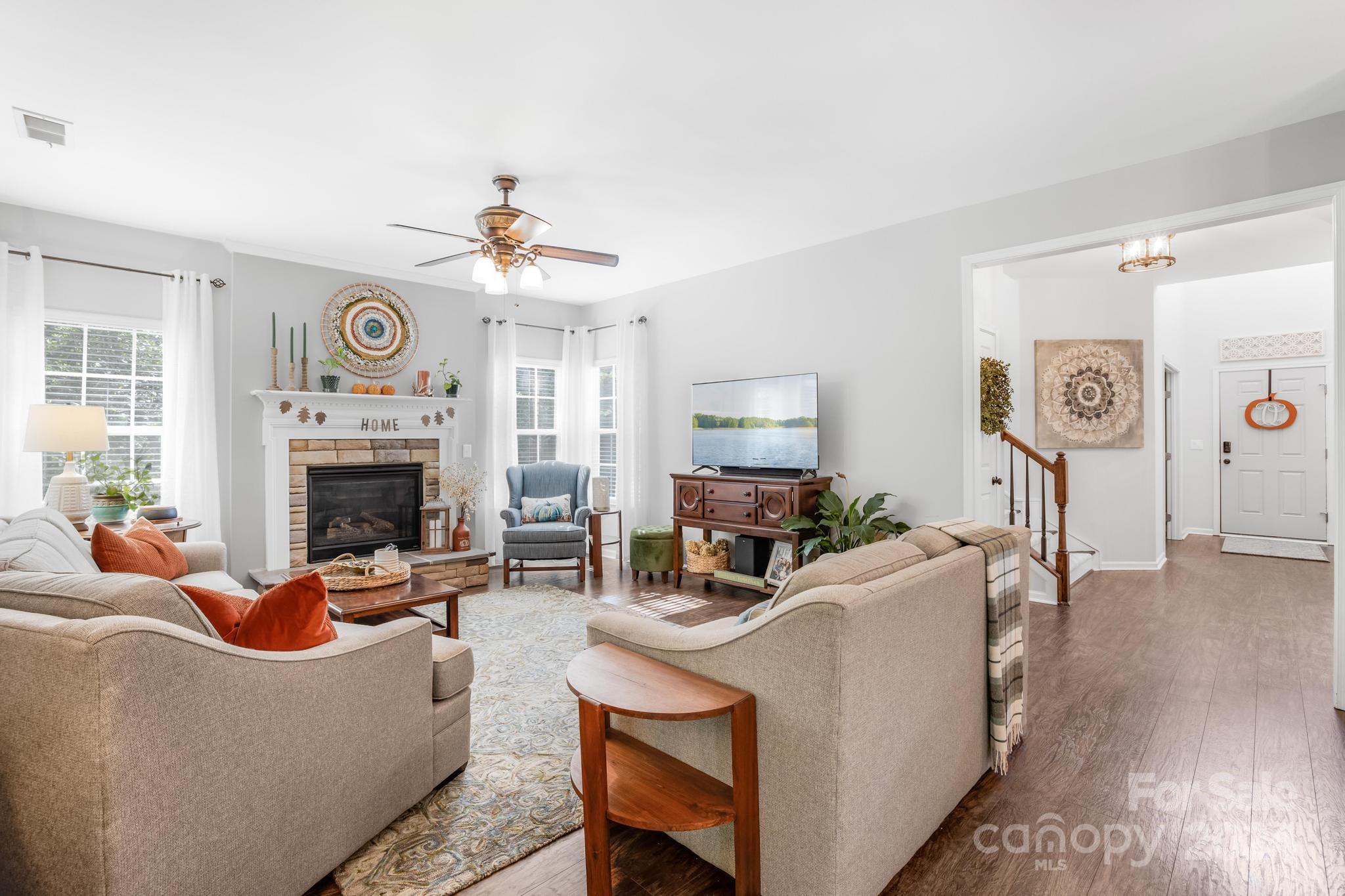 Somerset At Autumn Cove - Residential